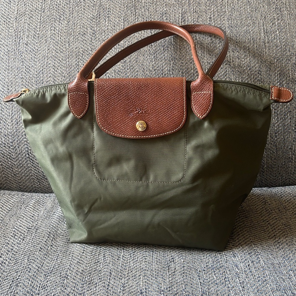 Longchamp Le Pilage Olive Green “Shopping” Nylon/Leather Medium tote